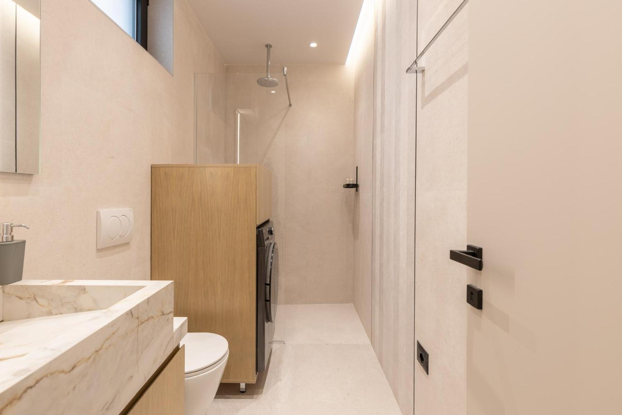 Central Inn, New Bazaar Apartment Tiranë Ngoại thất bức ảnh