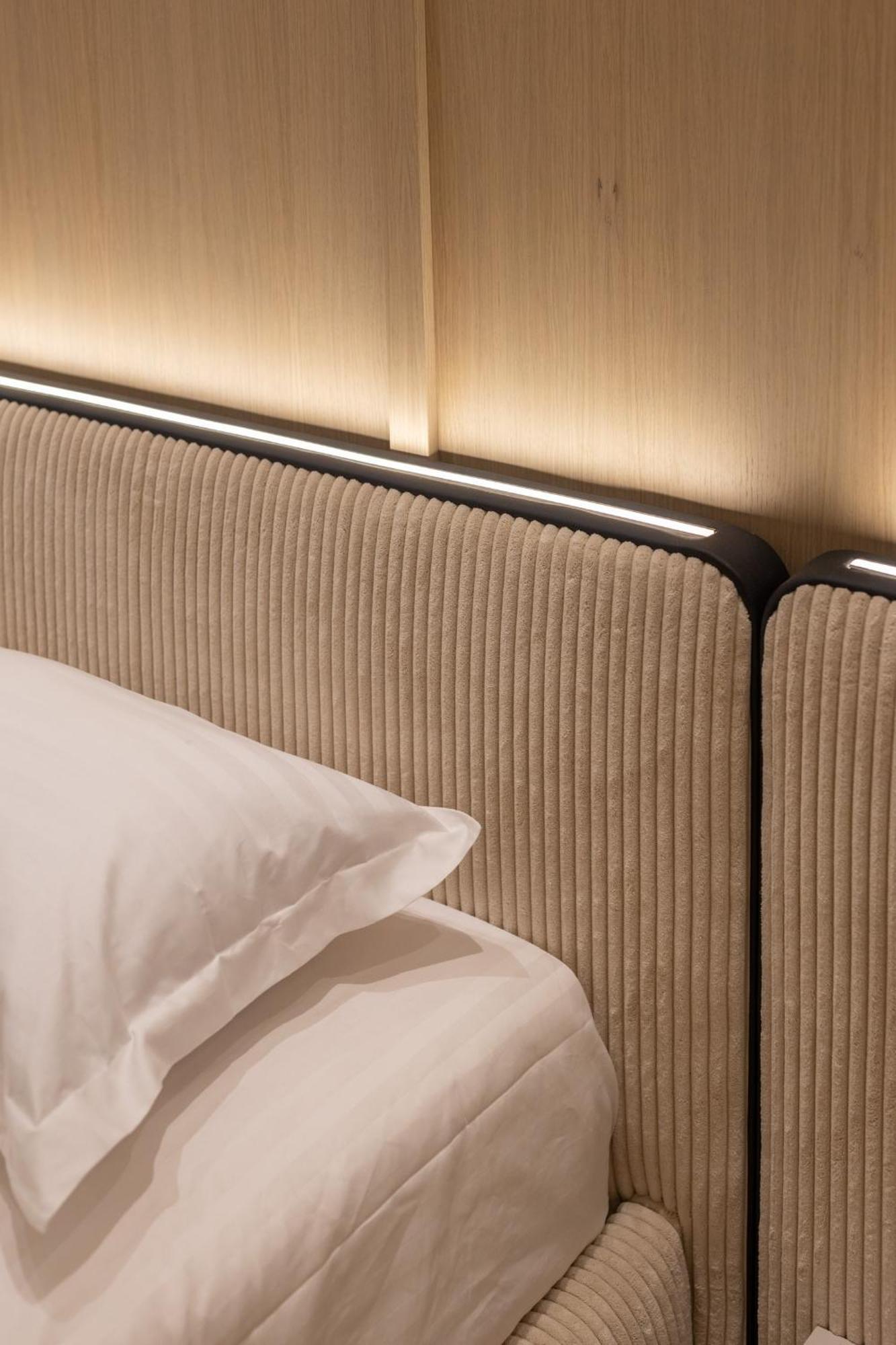 Central Inn, New Bazaar Apartment Tiranë Ngoại thất bức ảnh