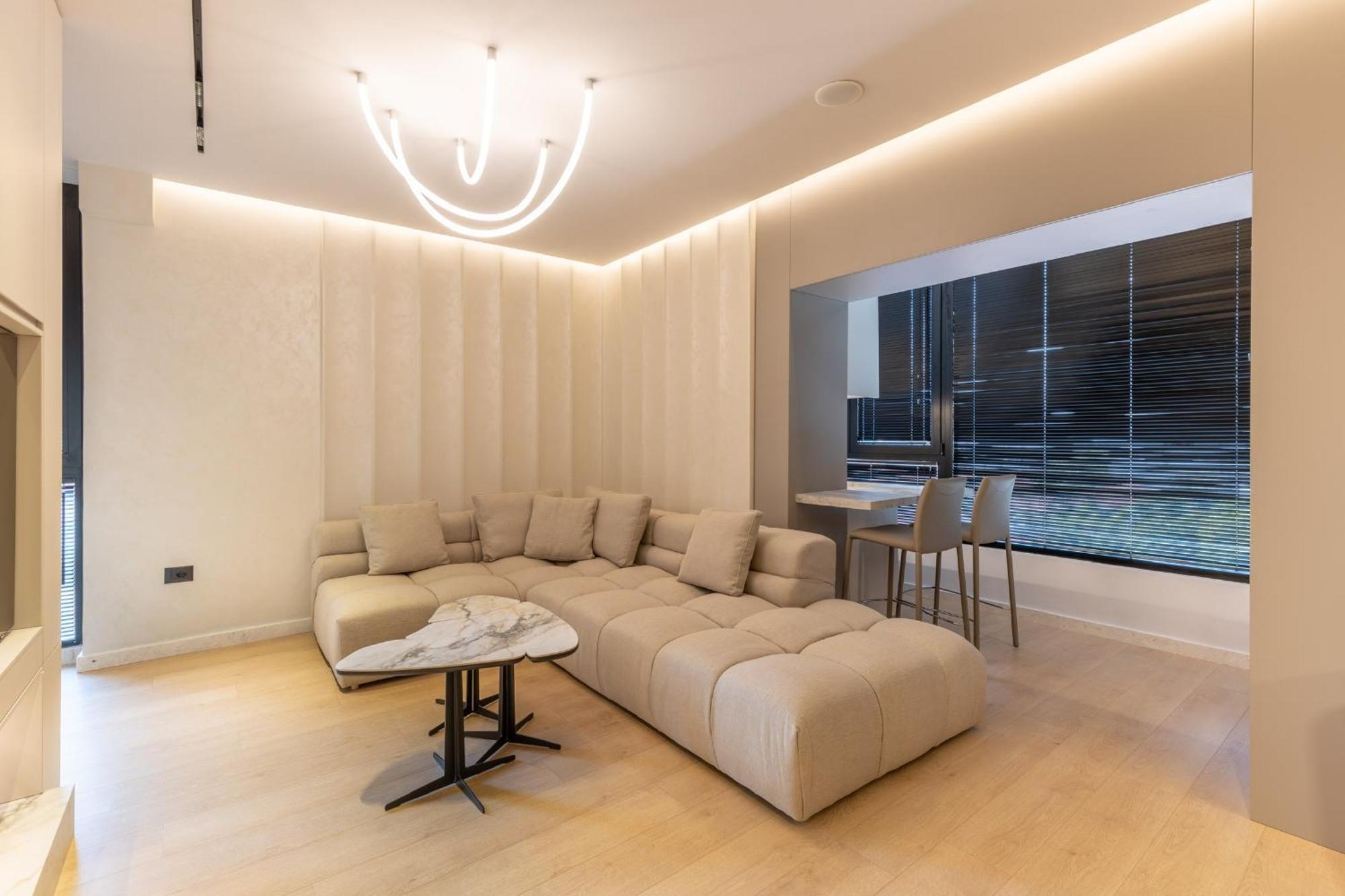 Central Inn, New Bazaar Apartment Tiranë Ngoại thất bức ảnh